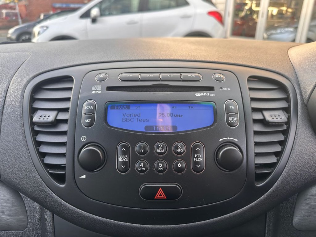 Used Hyundai i10 2012 for sale - 76439151: Photo 14