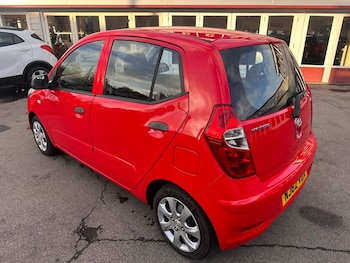 Used Hyundai i10 2012 for sale - 76439151: Photo