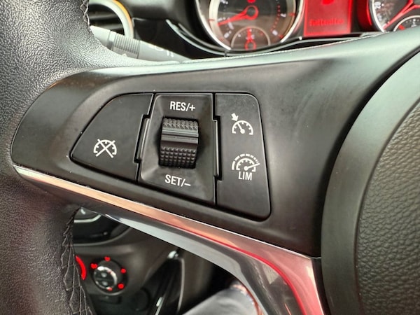 Used Vauxhall ADAM 2017 for sale - 76317143: Photo 9