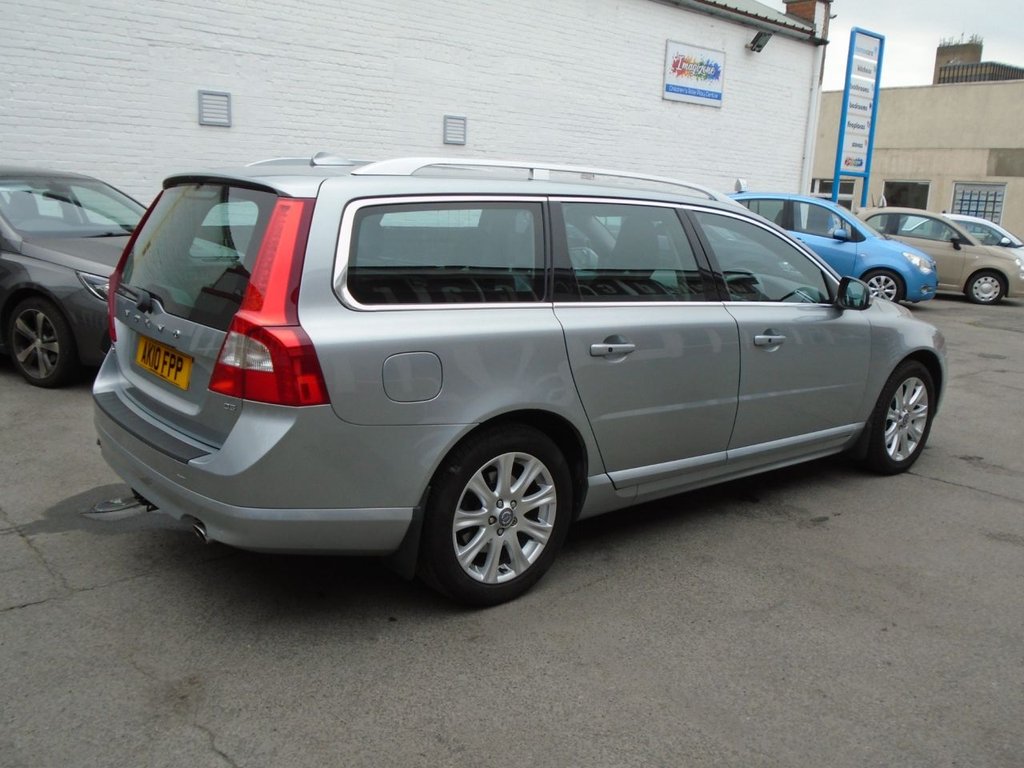 Used Volvo V70 2010 for sale - 77451711: Photo 8