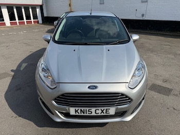 Used Ford Fiesta 2015 for sale - 78985900: Photo