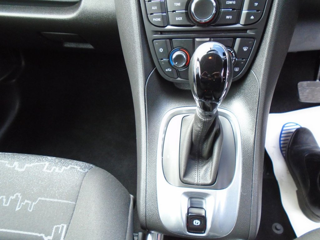 Used Vauxhall Meriva 2017 for sale - 77188082: Photo 3