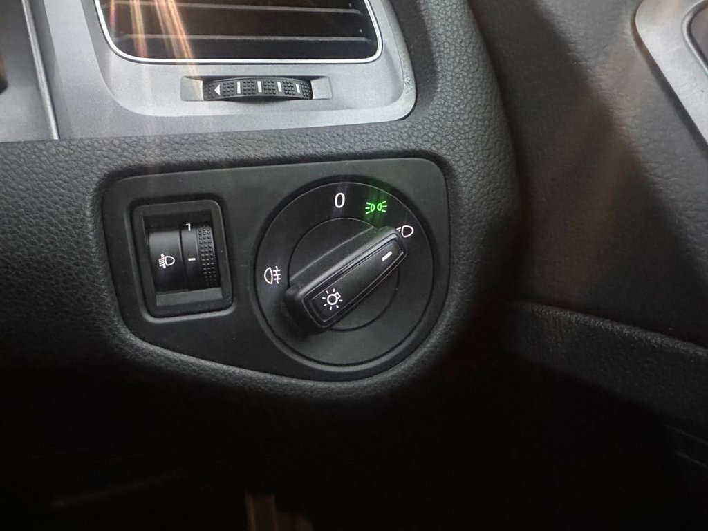 Used Volkswagen Golf 2014 for sale - 76934622: Photo 13