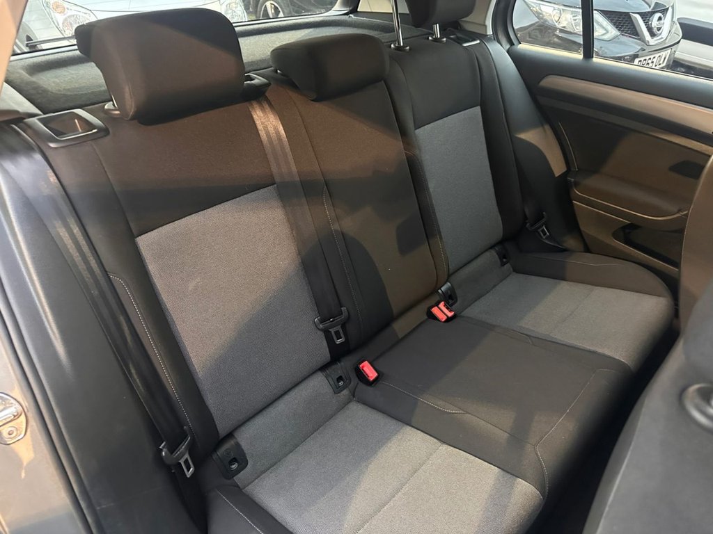 Used Volkswagen Golf 2014 for sale - 76934622: Photo 21