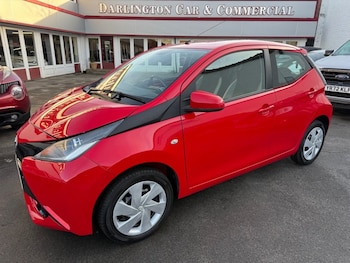 2014 (14) - 1.0 VVT-i x-play Hatchback 5dr Petrol Manual Euro 5 Euro 5 (68 ps)