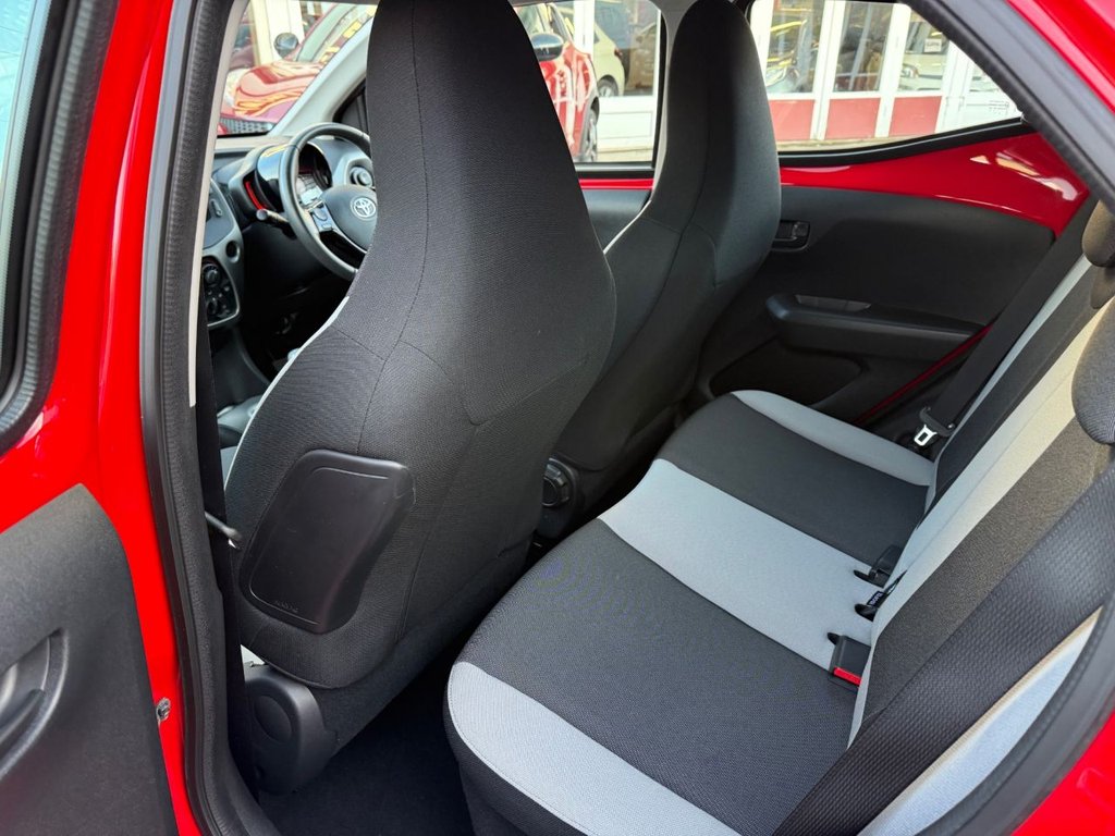 Used Toyota AYGO 2014 for sale - 77133380: Photo 29