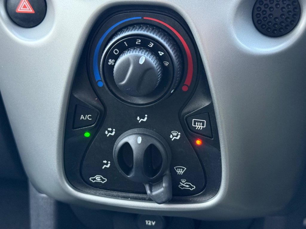 Used Toyota AYGO 2014 for sale - 77133380: Photo 3