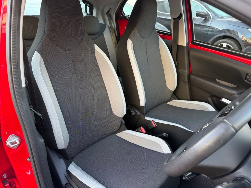 Used Toyota AYGO 2014 for sale - 77133380: Photo 9