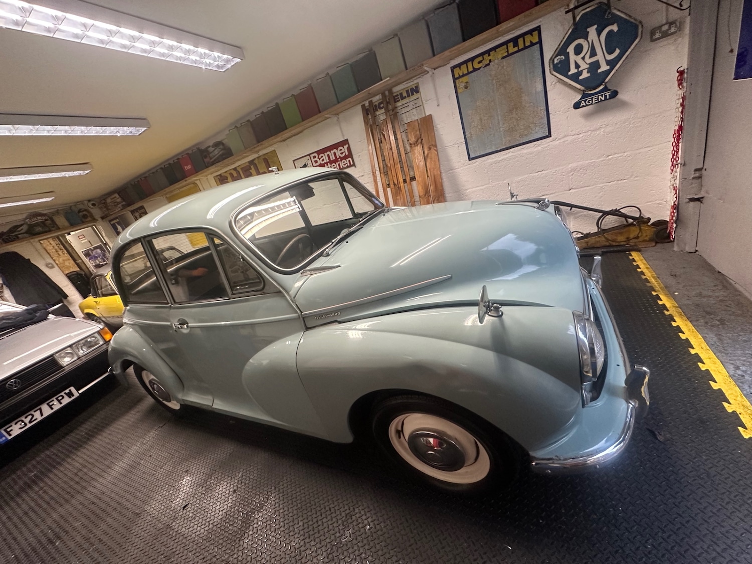 Used Morris Minor 1963 for sale - 76770272: Photo 2