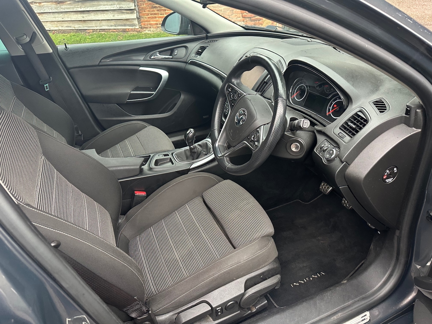 Used Vauxhall Insignia 2015 for sale - 76425888: Photo 9