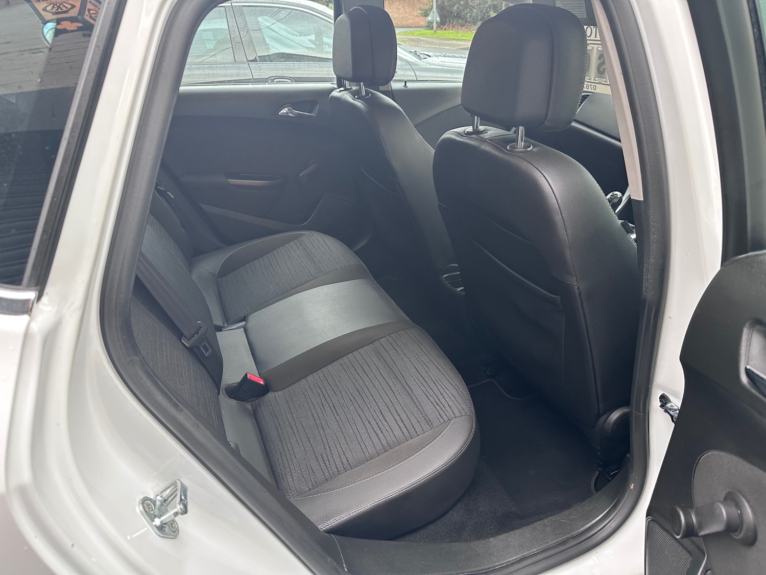 Used Vauxhall Astra 2015 for sale - 77337726: Photo 9