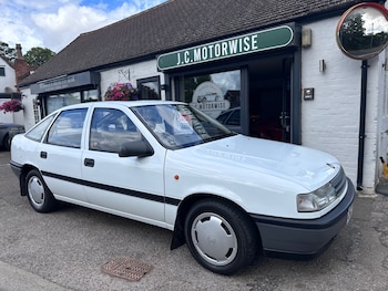 Used Vauxhall Cavalier 1992 for sale - 79060014: Photo