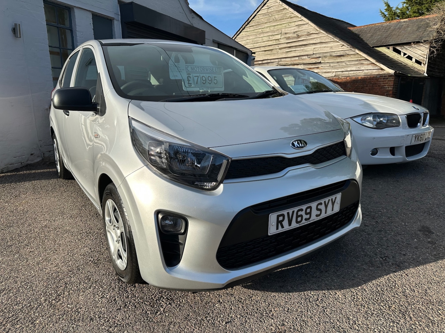 Used Kia Picanto 2019 for sale - 76566387: Photo 2