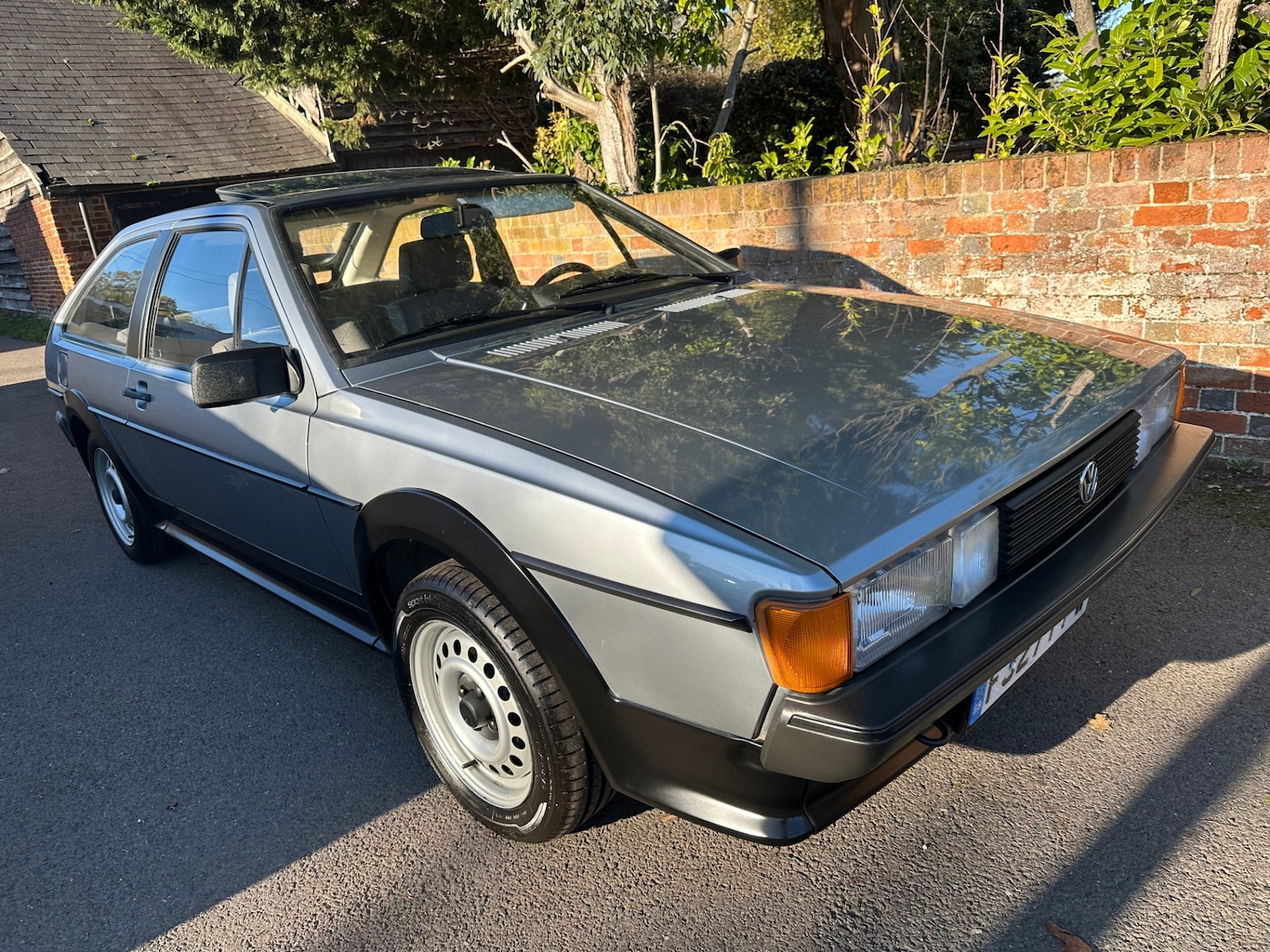 Used Volkswagen Scirocco 2005 for sale - 76670731: Photo 1