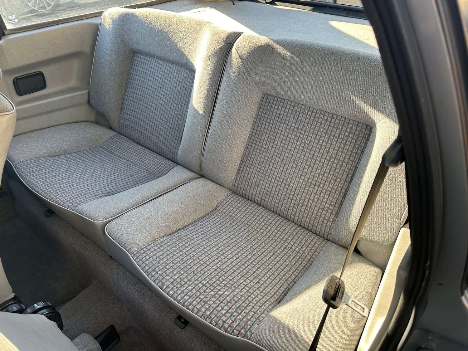 Used Volkswagen Scirocco 2005 for sale - 76670731: Photo 23