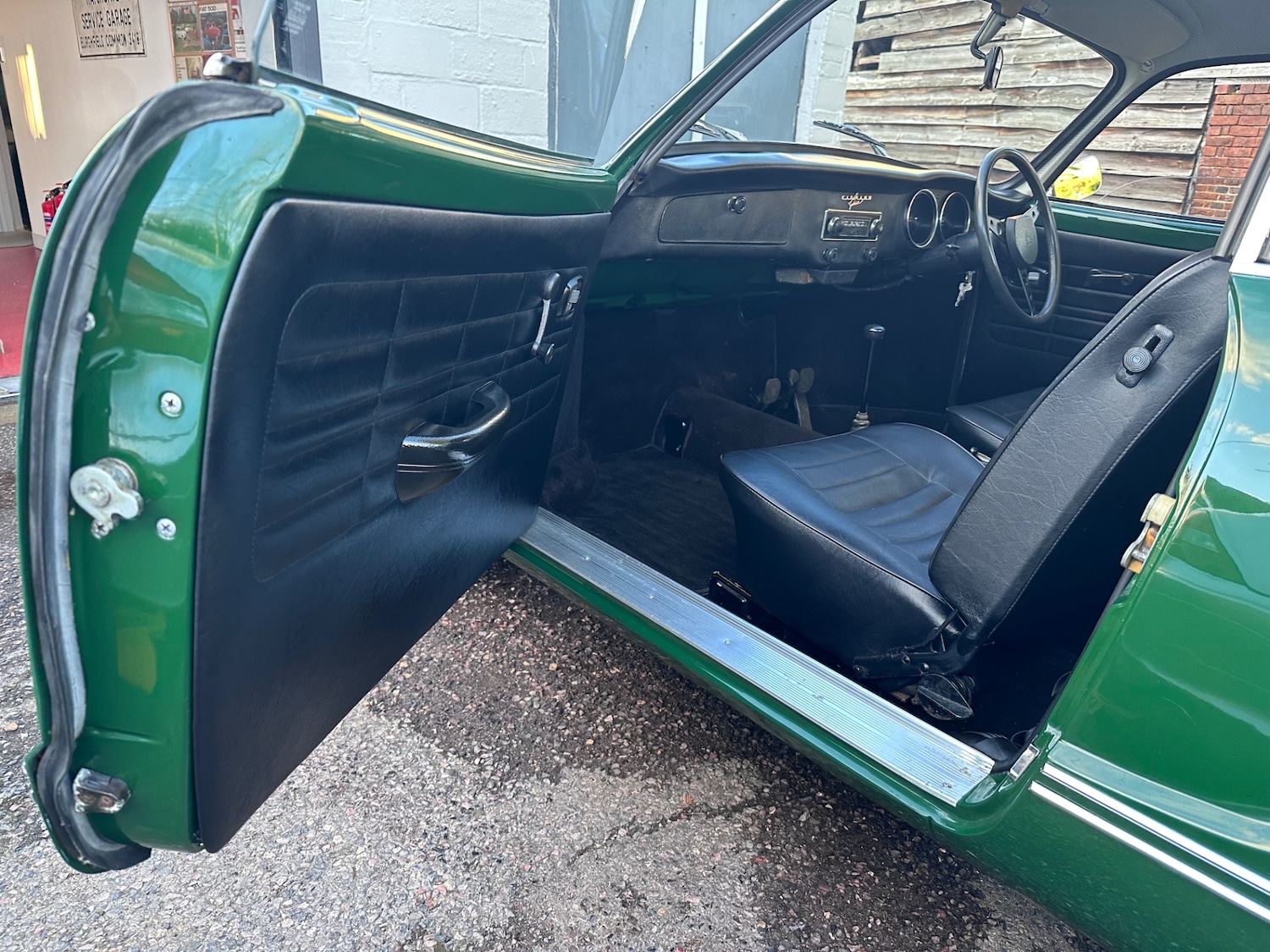 Used Volkswagen Karmann 1971 for sale - 77438768: Photo 18