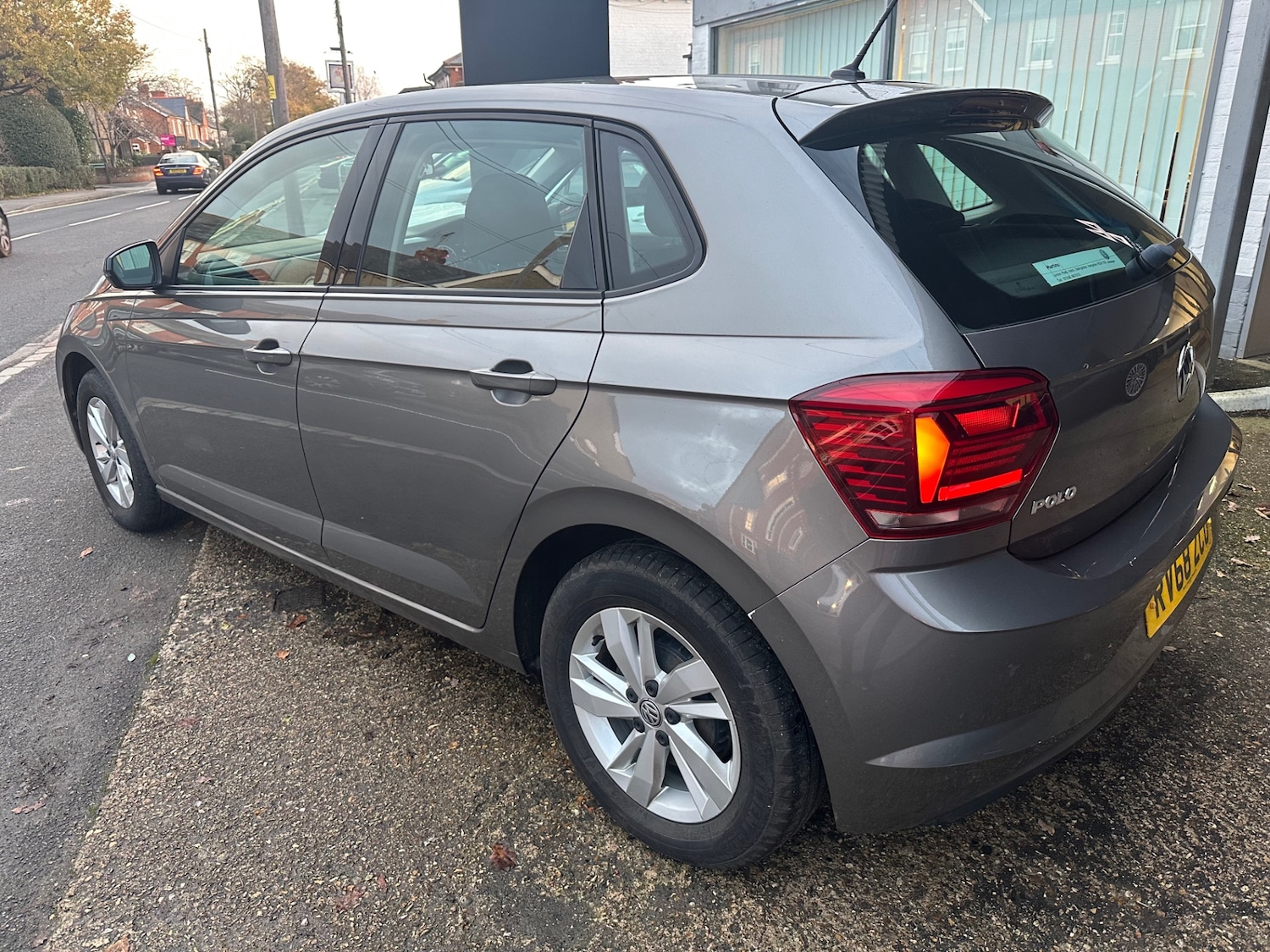 Used Volkswagen Polo 2018 for sale - 76738522: Photo 6