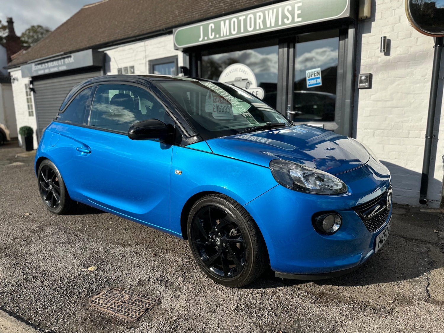 Used Vauxhall ADAM 2017 for sale - 76505262: Photo 1