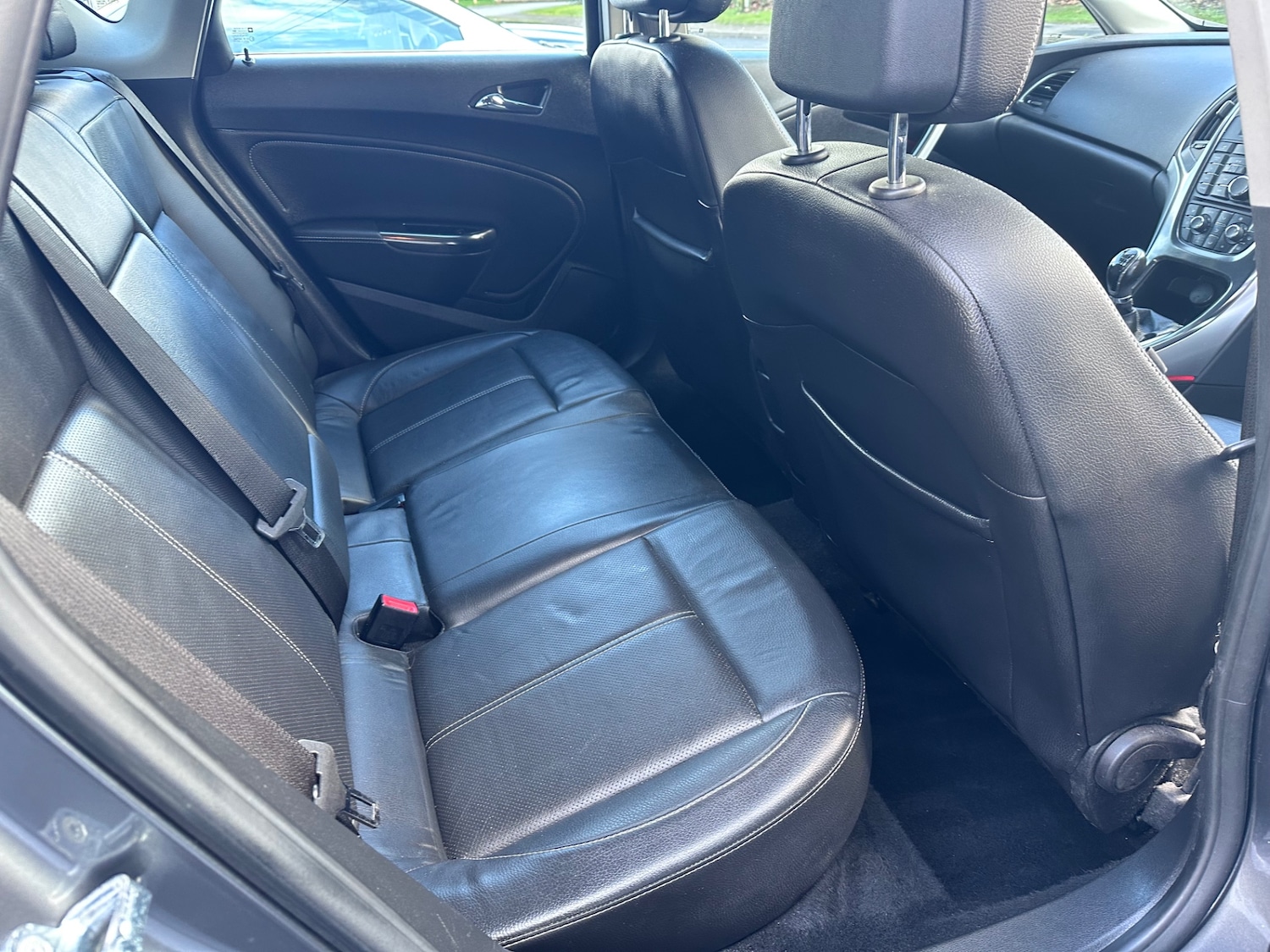 Used Vauxhall Astra 2010 for sale - 77492916: Photo 16