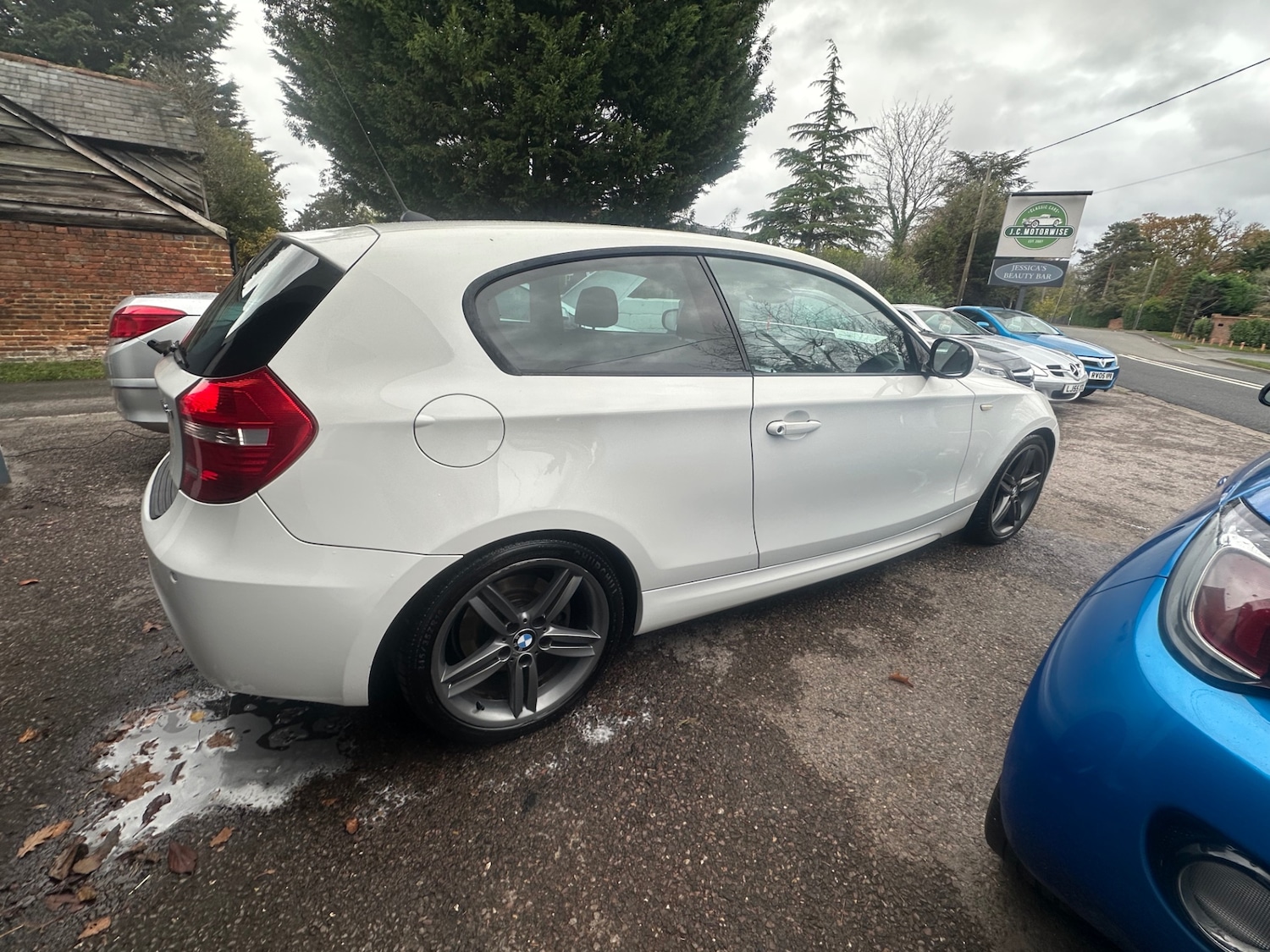Used BMW 1 Series 2010 for sale - 76542907: Photo 4
