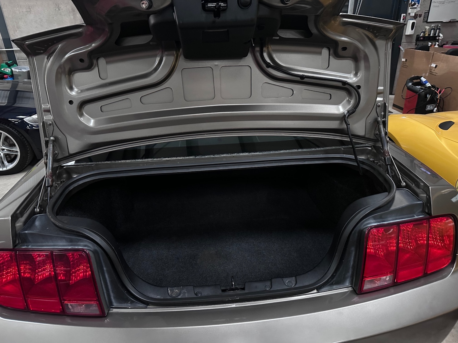 Used Ford Mustang 2006 for sale - 77356793: Photo 16