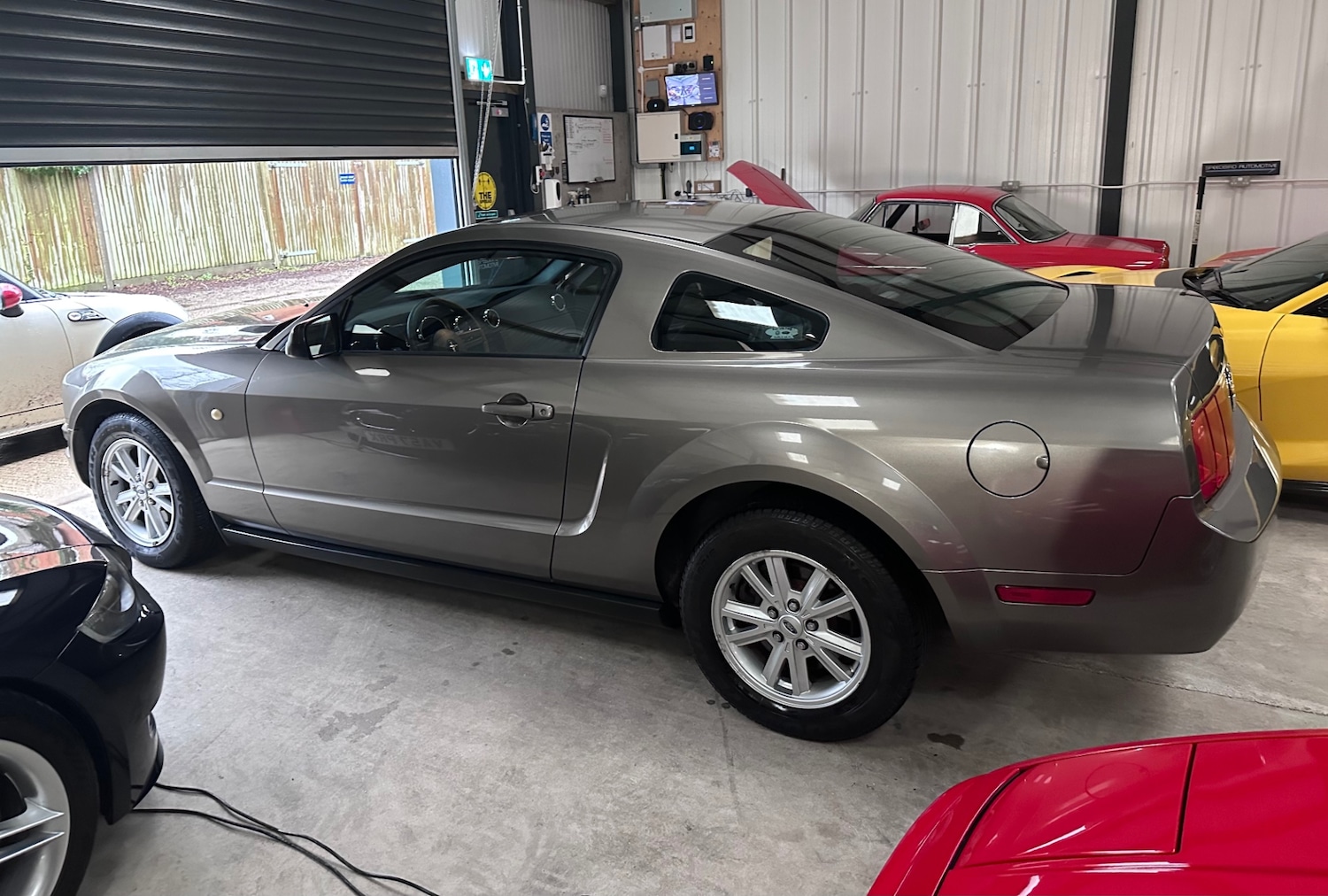 Used Ford Mustang 2006 for sale - 77356793: Photo 5