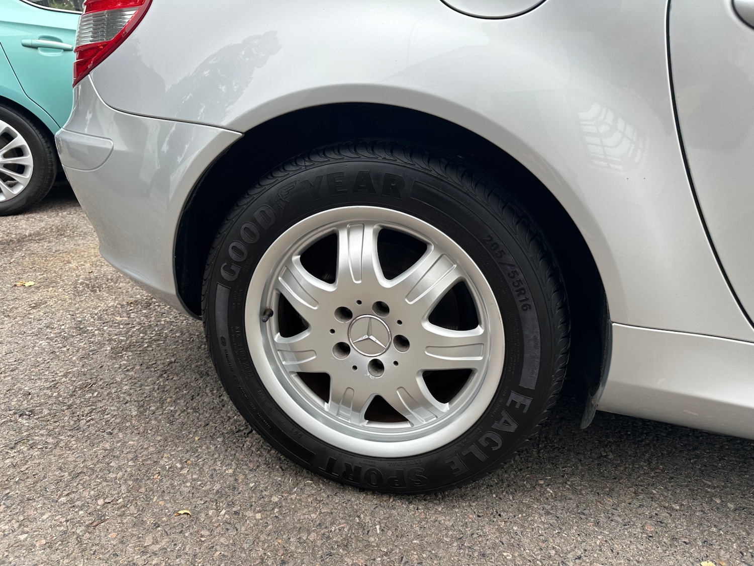 Used Mercedes-Benz SLK 2005 for sale - 76205664: Photo 11