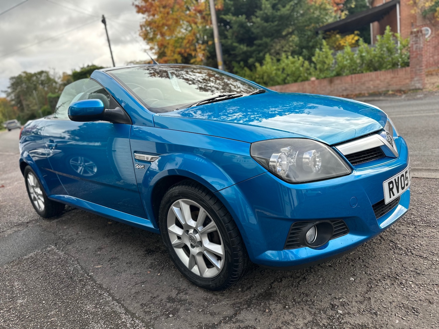 Used Vauxhall Tigra 2005 for sale - 76329656: Photo 1