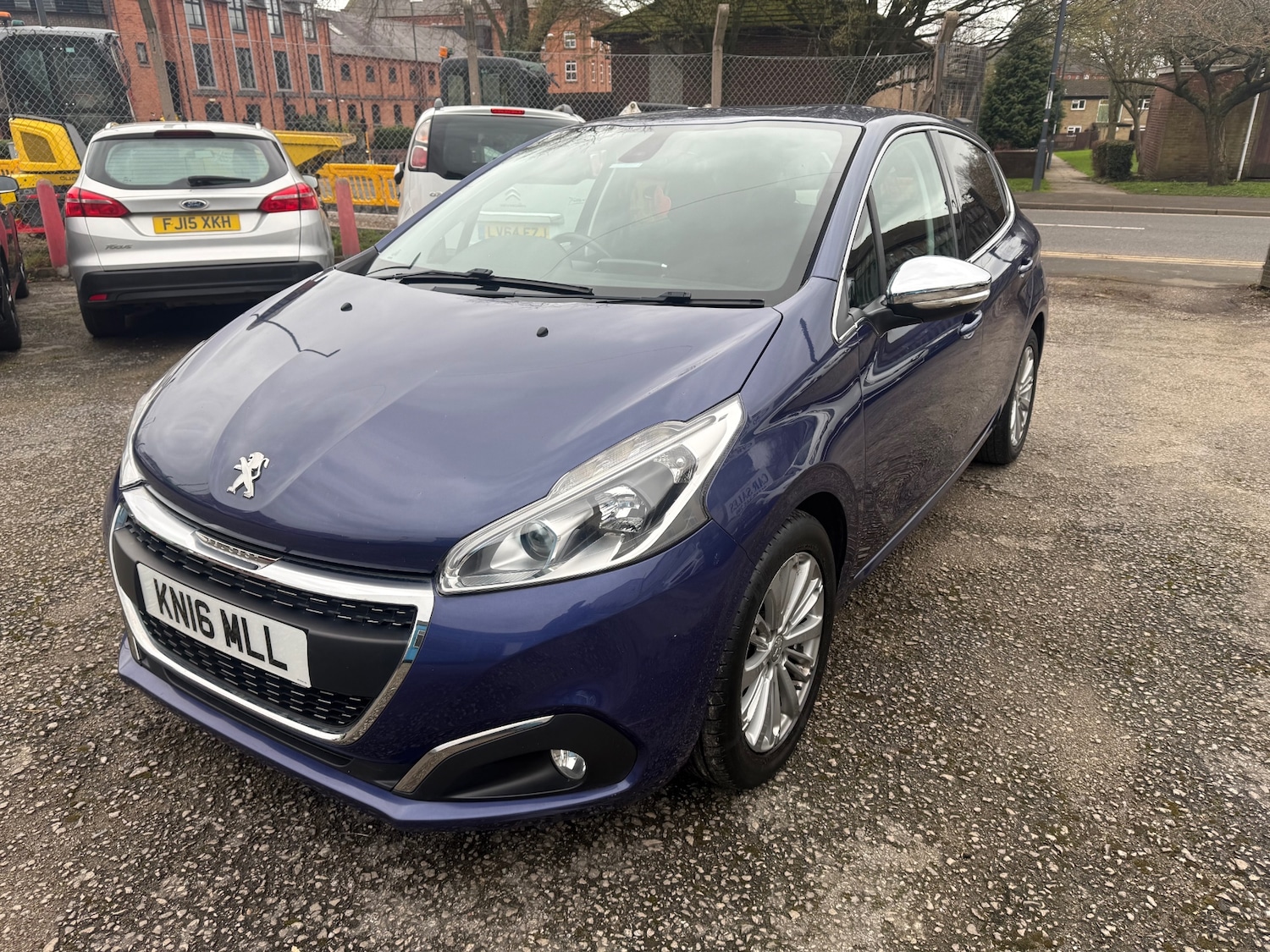 Used Peugeot 208 2016 for sale - 78004673: Photo 2