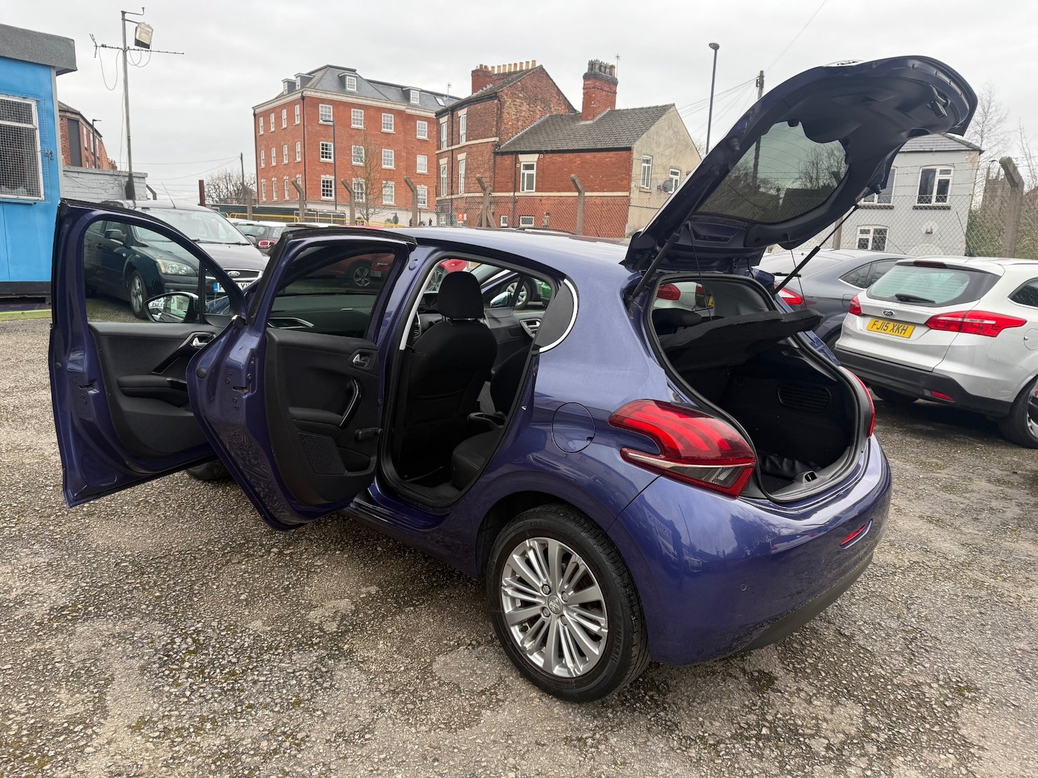 Used Peugeot 208 2016 for sale - 78004673: Photo 28