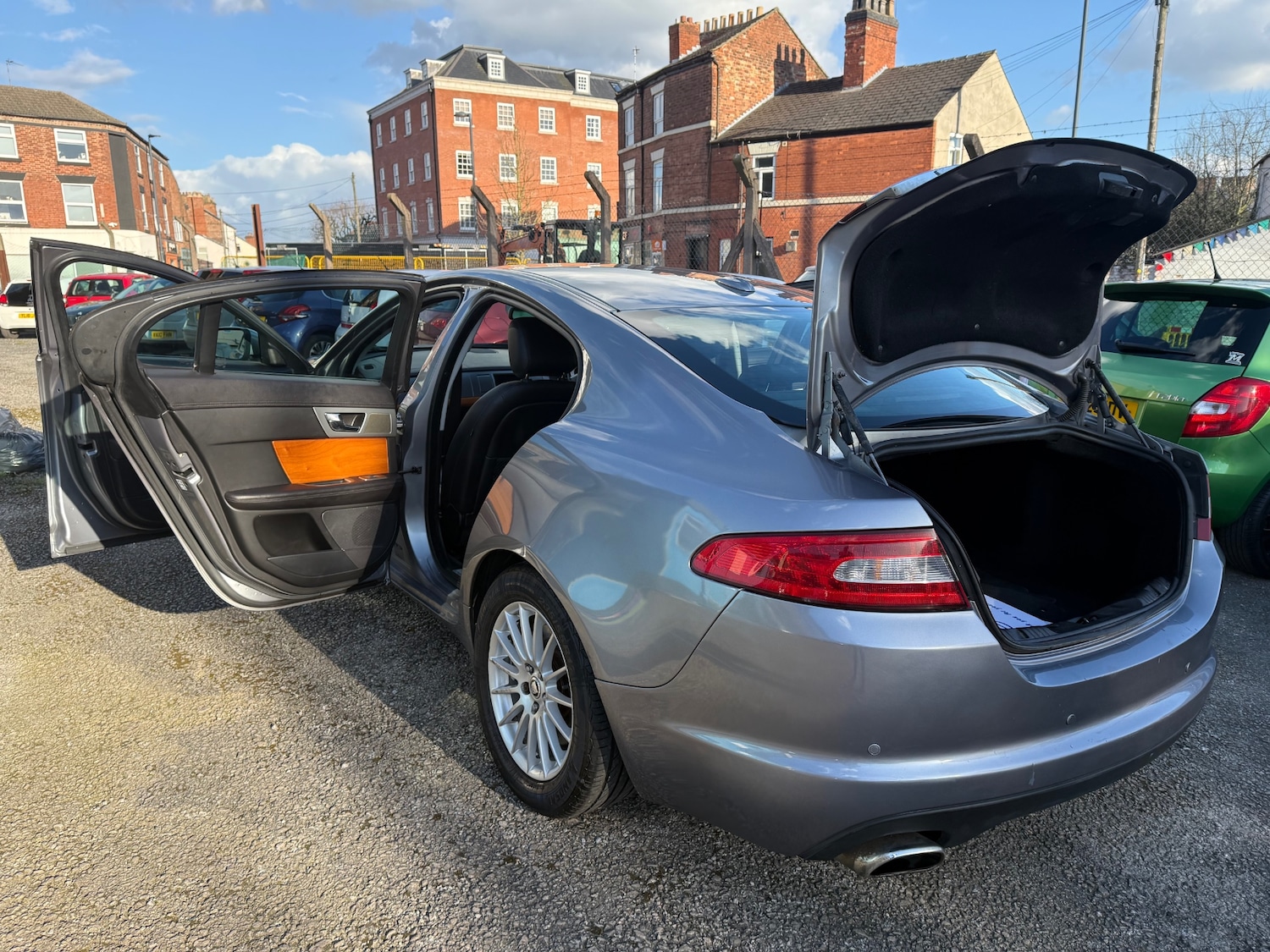 Used Jaguar XF 2010 for sale - 78004690: Photo 25