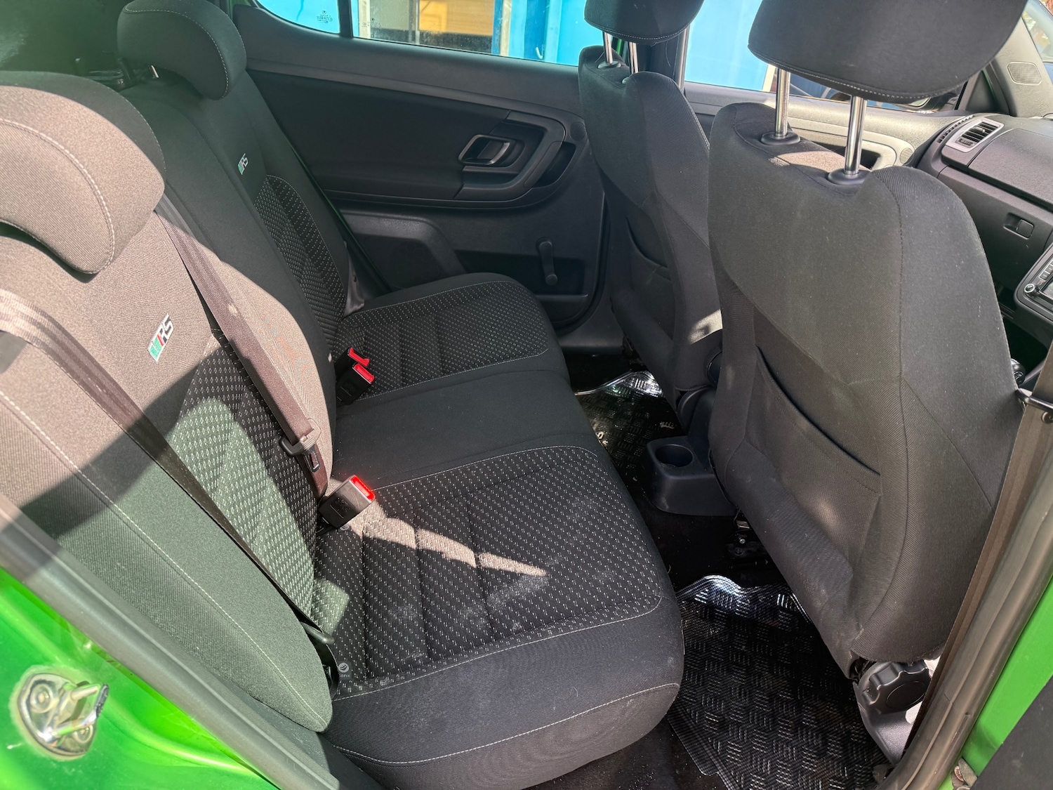 Used Skoda Fabia 2012 for sale - 77998113: Photo 4