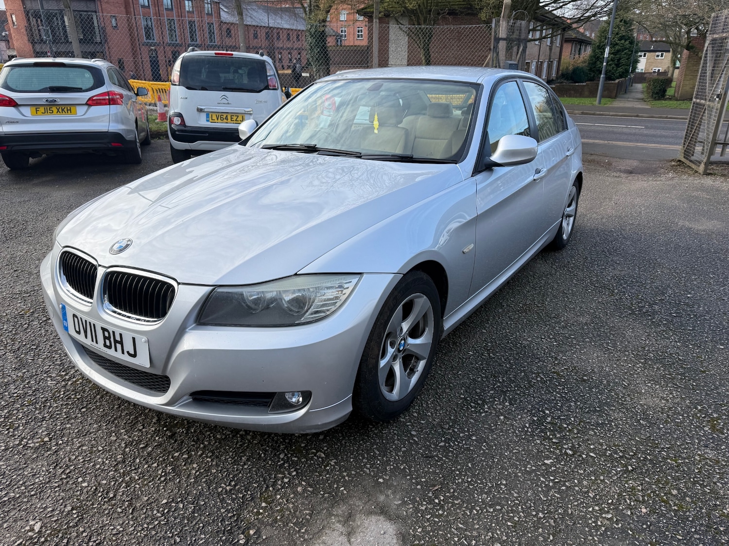 Used BMW 3 Series 2011 for sale - 77998303: Photo 2