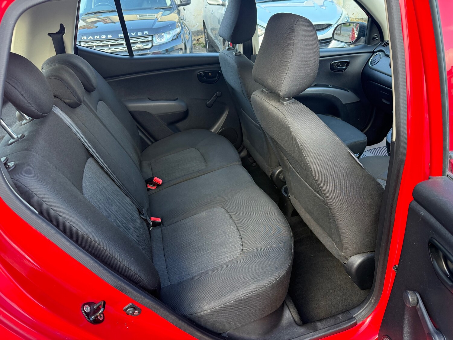 Used Hyundai i10 2012 for sale - 78004786: Photo 12