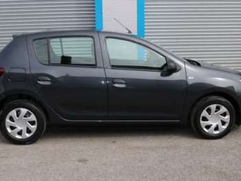 Used Dacia Sandero 2018 for sale - 74300479: Photo