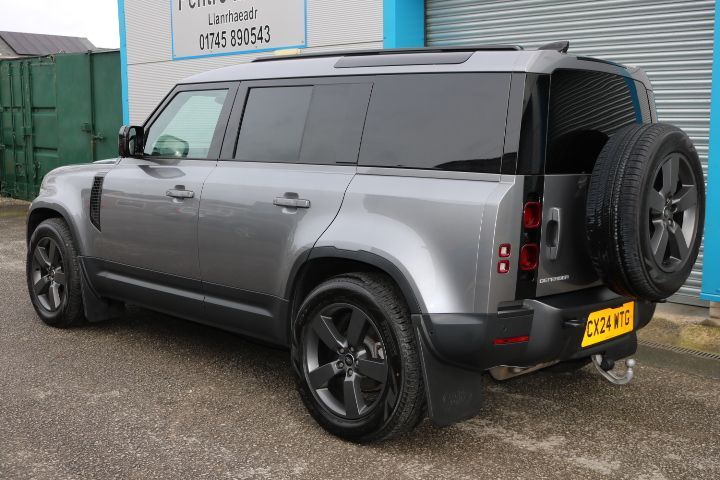 Used Land Rover Defender 2024 for sale - 77590214: Photo 14