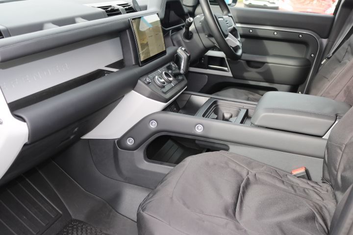 Used Land Rover Defender 2024 for sale - 77590214: Photo 30