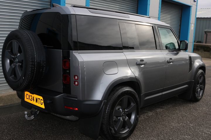 Used Land Rover Defender 2024 for sale - 77590214: Photo 5
