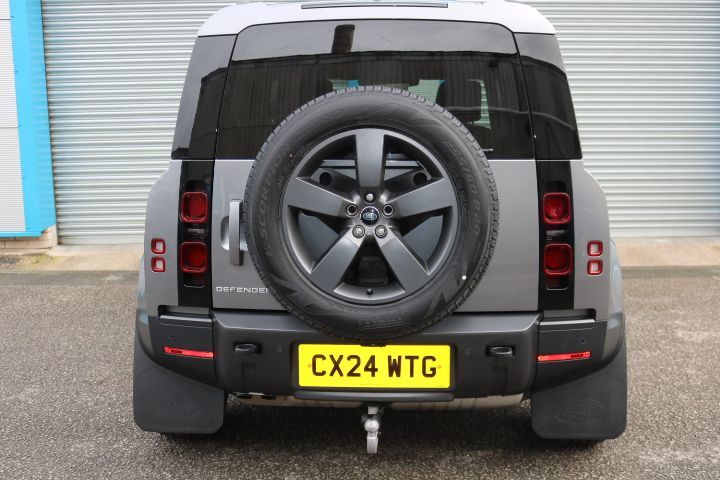 Used Land Rover Defender 2024 for sale - 77590214: Photo 7