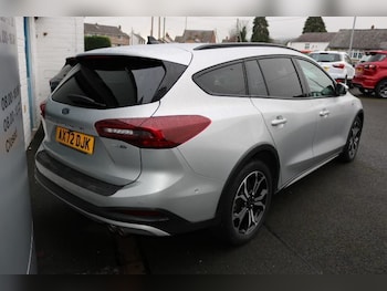 Used Ford Focus 2023 for sale - 77436179: Photo