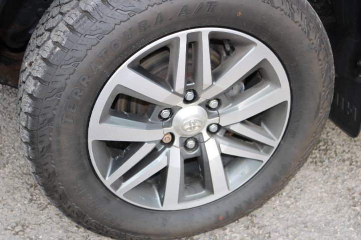 Used Toyota Hilux 2018 for sale - 76495678: Photo 22