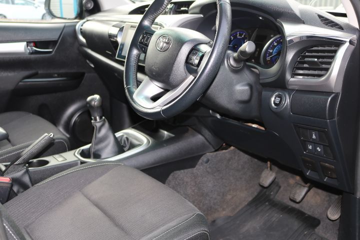 Used Toyota Hilux 2018 for sale - 76495678: Photo 23