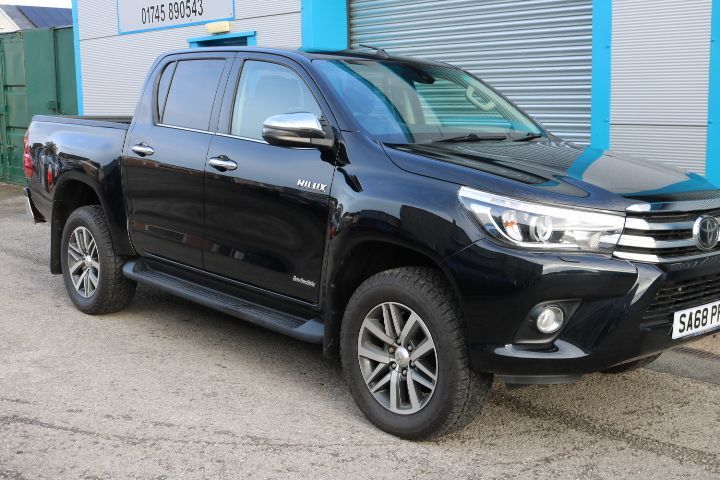 Used Toyota Hilux 2018 for sale - 76495678: Photo 3