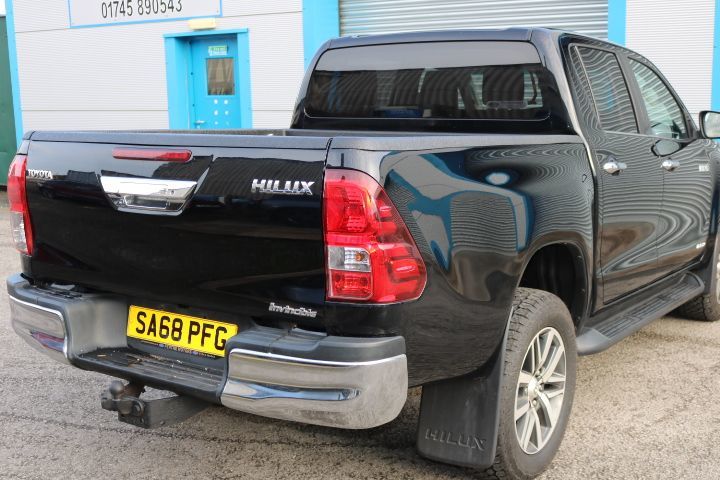 Used Toyota Hilux 2018 for sale - 76495678: Photo 6