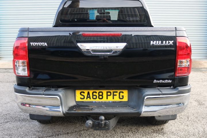 Used Toyota Hilux 2018 for sale - 76495678: Photo 8