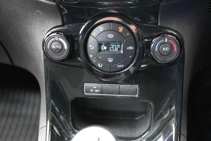 Used Ford Fiesta 2017 for sale - 77026452: Photo 26