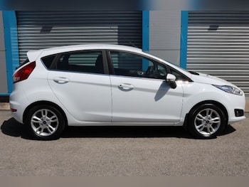 Used Ford Fiesta 2015 for sale - 75182028: Photo