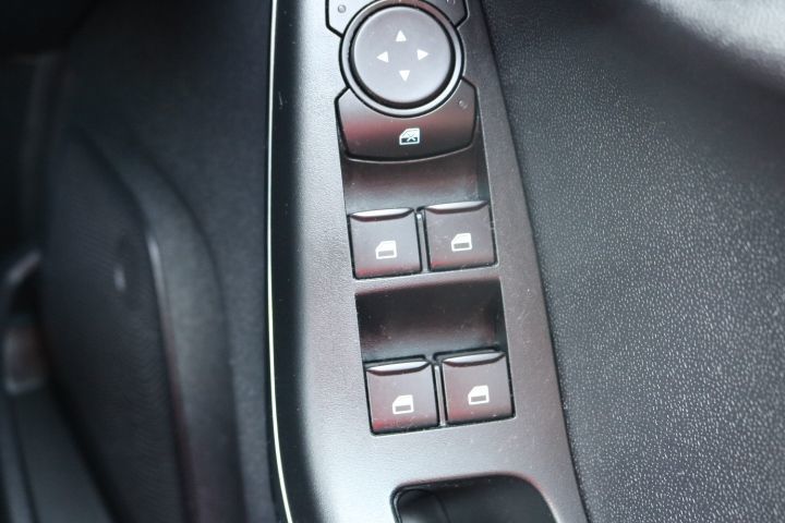 Vehicle 33
