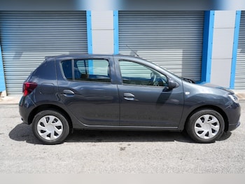 Used Dacia Sandero 2018 for sale - 78846227: Photo