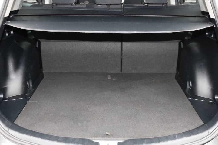 Used Toyota RAV4 2017 for sale - 76416367: Photo 10